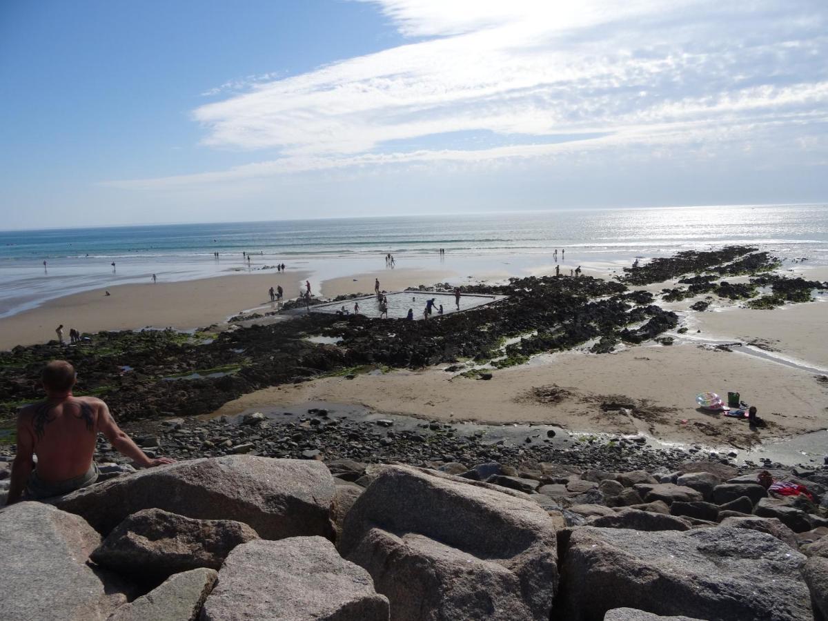 Gite "Rose Des Sables" - 800M De La Plage De Surtainville, Proche Commerces - Piscine En Juillet Et Aout Pokoj fotografie